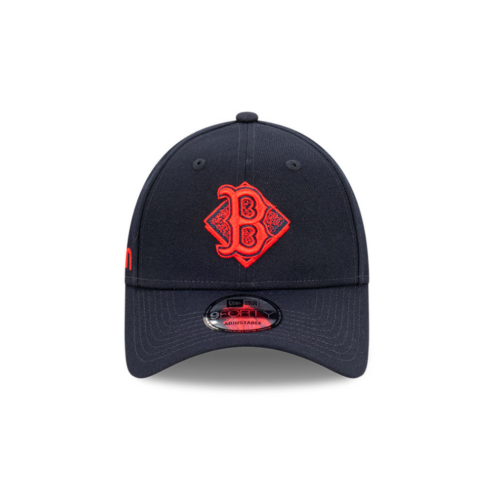 
                  
                    9FORTY Boston Red Sox Diamond Navy Snapback
                  
                