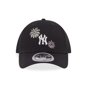 
                  
                    9FORTY New York Yankees Fireworks Black Adjustable
                  
                
